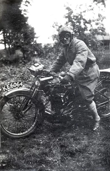 Freddie Barnes on a 1912 Zenith Gradua motorcycle