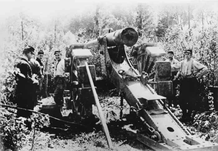 Framed Print : French artillery WWI Framed Print : French artillery WWI