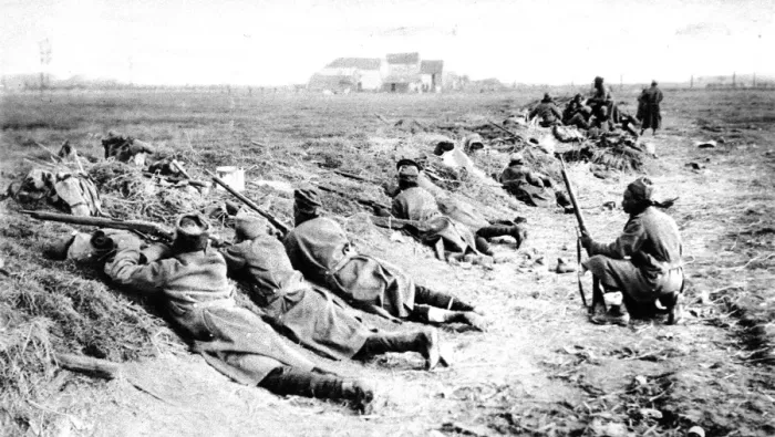 Framed Print : French Colonial troops on the defence at Pervyse Framed Print : French Colonial troops on the defence at Pervyse