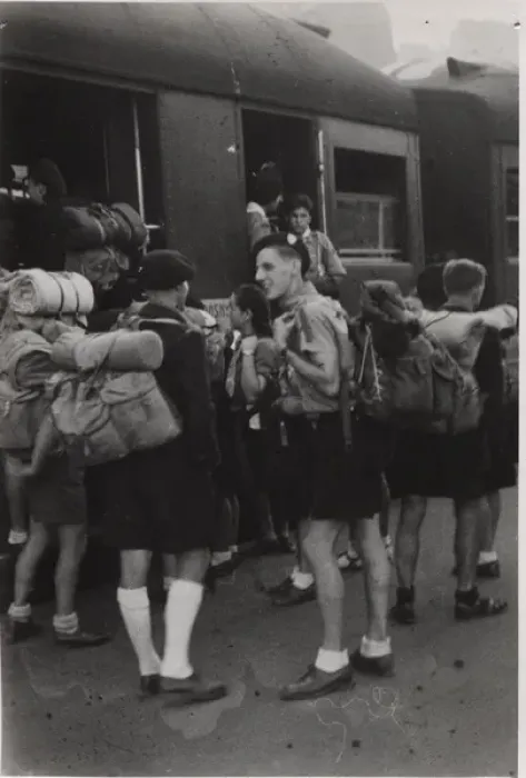 Framed Print : French scouts boarding a train, Paris, France Framed Print : French scouts boarding a train, Paris, France