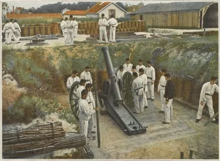 Framed Print : French Set up 155 Gun Framed Print : French Set up 155 Gun