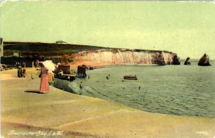 Framed Print : Freshwater Bay, Freshwater, Isle of Wight Framed Print : Freshwater Bay, Freshwater, Isle of Wight