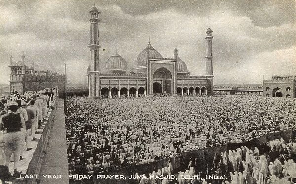 Friday prayers, Jama Masjid, Delhi, India