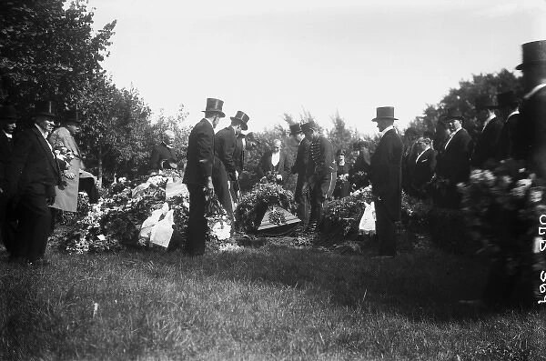 Funeral 1932