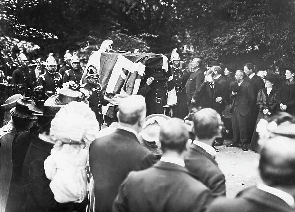Funeral of Captain Sir Eyre Massey Shaw, London