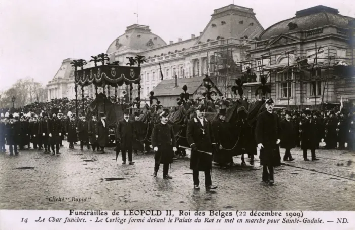 Framed Print : Funeral Cortege of Leopold II, King of Belgium - Brussels Framed Print : Funeral Cortege of Leopold II, King of Belgium - Brussels