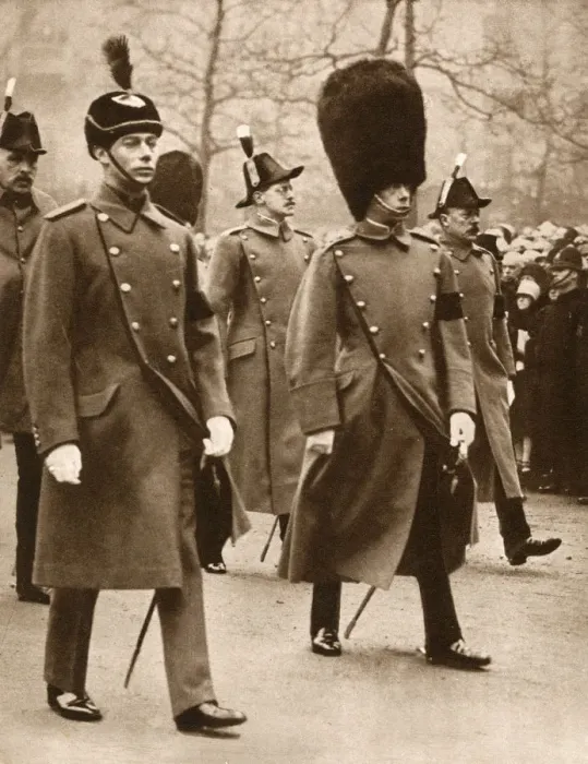 Framed Print : Funeral Procession Earl Haig, Prince of Wales - Duke of York Framed Print : Funeral Procession Earl Haig, Prince of Wales - Duke of York