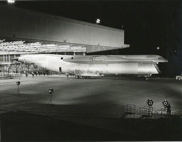 The fuselage of the first Lockheed C-5A Galaxy is moved ?