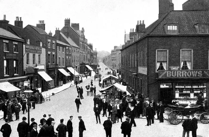 Framed Print : Gainsborough Market Place early 1900s Framed Print : Gainsborough Market Place early 1900s