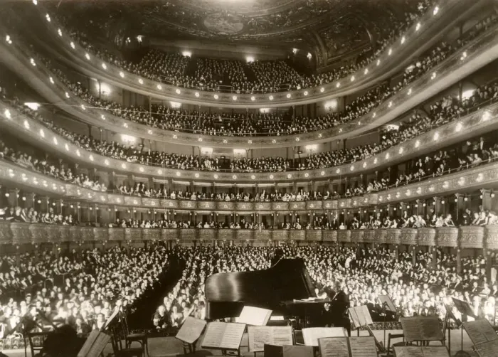 Framed Print : Gala Performance at the Met, New York - Josef Hofmann Framed Print : Gala Performance at the Met, New York - Josef Hofmann