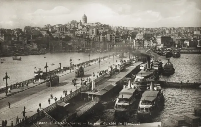 Framed Print : The Galata Bridge - Istanbul Framed Print : The Galata Bridge - Istanbul