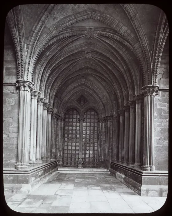 Framed Print : Galilee Porch, Lincoln Cathedral, Lincolnshire Framed Print : Galilee Porch, Lincoln Cathedral, Lincolnshire