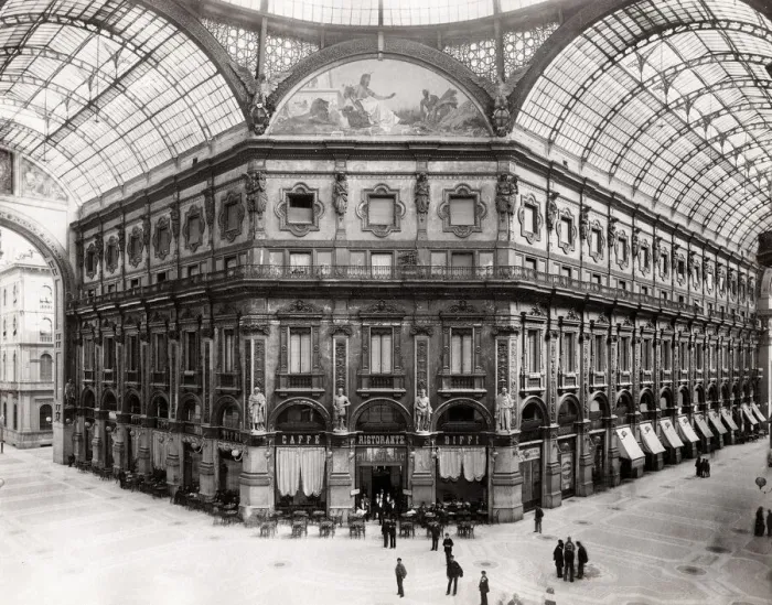 Framed Print : Galleria Vittorio Emanuele ii, Milan, IKtaly Framed Print : Galleria Vittorio Emanuele ii, Milan, IKtaly