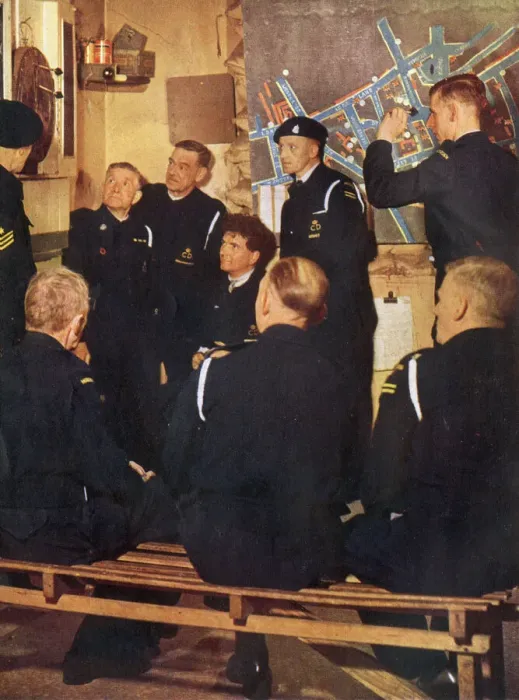 Framed Print : A Game of darts - Civil Defence Workers recreation Framed Print : A Game of darts - Civil Defence Workers recreation