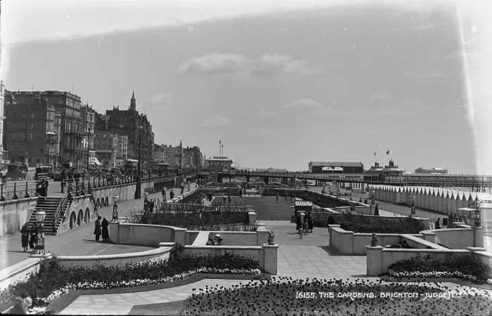 Framed Print : The Gardens, Brighton Framed Print : The Gardens, Brighton