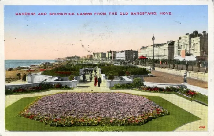 Framed Print : Gardens & Brunswick Lawns, Hove, Sussex Framed Print : Gardens & Brunswick Lawns, Hove, Sussex