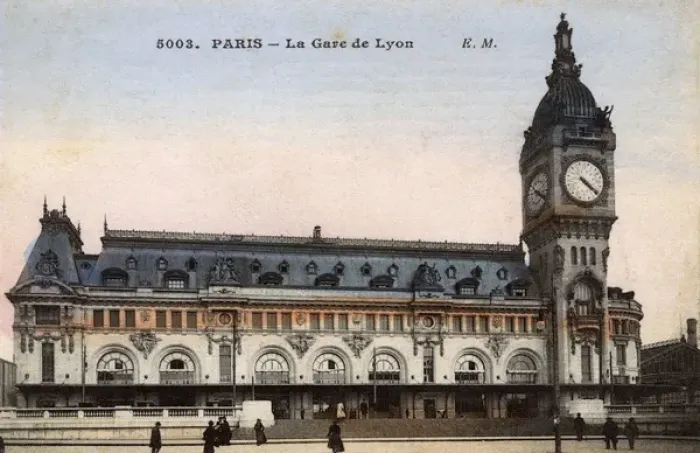 Framed Print : Gare de Lyon, Paris, France Framed Print : Gare de Lyon, Paris, France