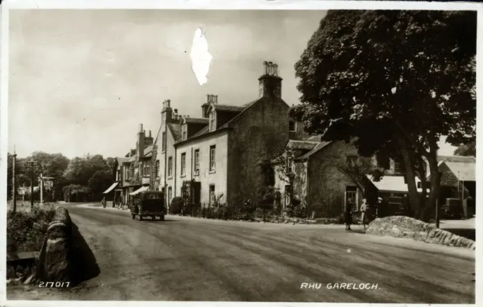 Framed Print : Gareloch Road, Rhu, Argyllshire Framed Print : Gareloch Road, Rhu, Argyllshire