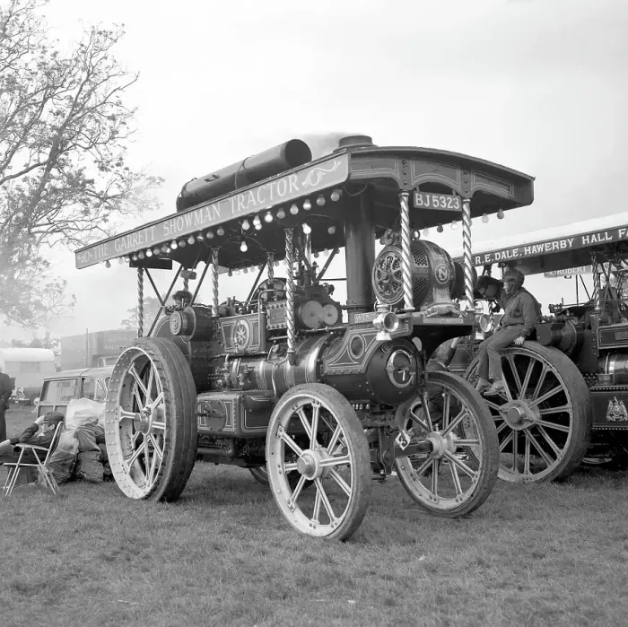Framed Print : Garrett Showman's Tractor 33818, Enterprise Framed Print : Garrett Showman's Tractor 33818, Enterprise