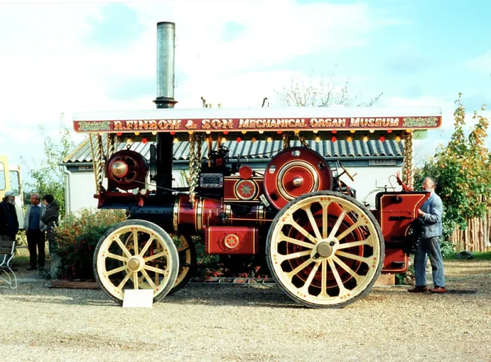 Framed Print : Garrett Showman's Tractor number: 33566, Little Billy Framed Print : Garrett Showman's Tractor number: 33566, Little Billy
