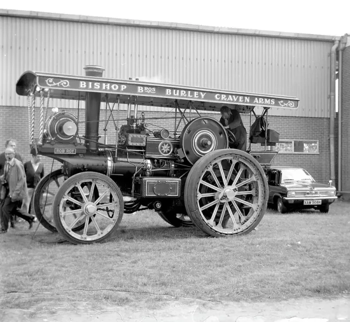 Framed Print : Garrett Tractor number 32981 The Netley Belle Framed Print : Garrett Tractor number 32981 The Netley Belle