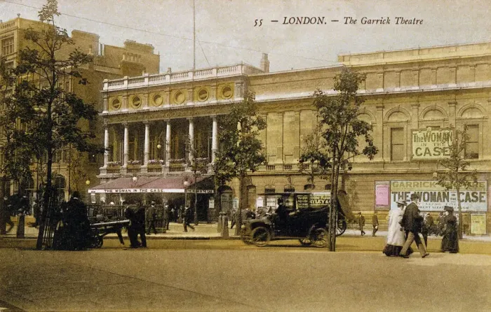 Framed Print : Garrick Theatre, Charing Cross Road, London Framed Print : Garrick Theatre, Charing Cross Road, London