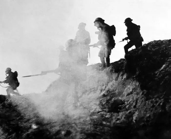 Framed Print : Gas attach at Serre and Thiepval during the First World War Framed Print : Gas attach at Serre and Thiepval during the First World War