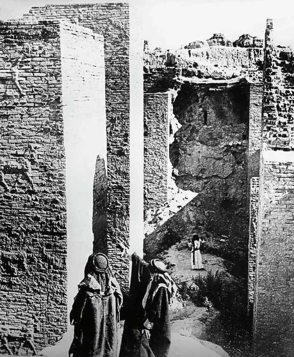 Framed Print : Gate of Ishtar, Babylon, Iraq, Victorian period Framed Print : Gate of Ishtar, Babylon, Iraq, Victorian period