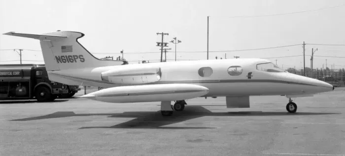 Framed Print : Gates Learjet 23 N616PS Framed Print : Gates Learjet 23 N616PS