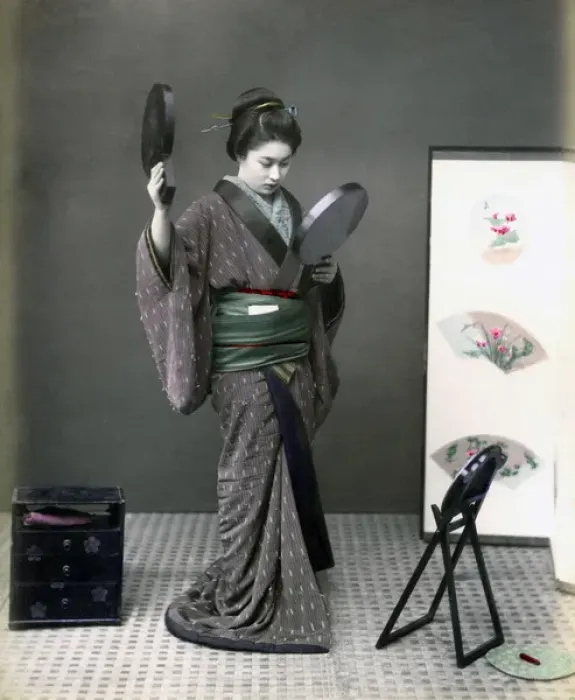 Framed Print : Geisha with kimono and two mirrors, Japan, circa 1880s Framed Print : Geisha with kimono and two mirrors, Japan, circa 1880s