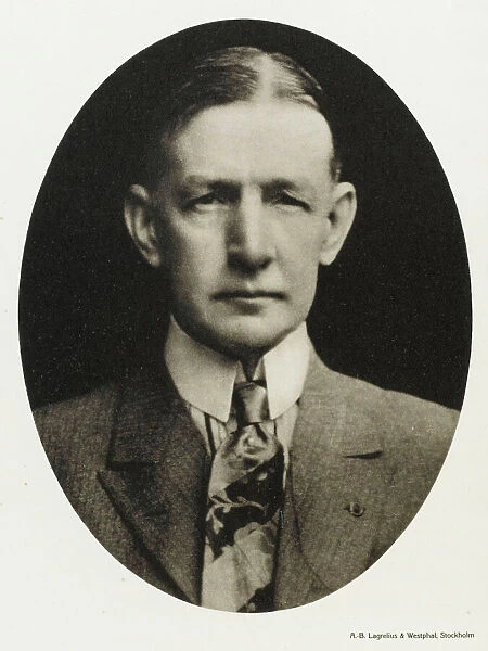 General Dawes  /  Nobel 1926