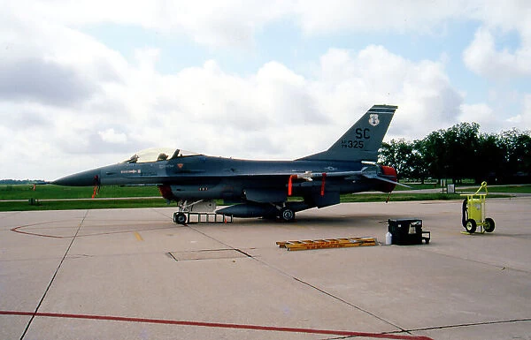 General Dynamics F-16A Block 10 Fighting Falcon 79-0325
