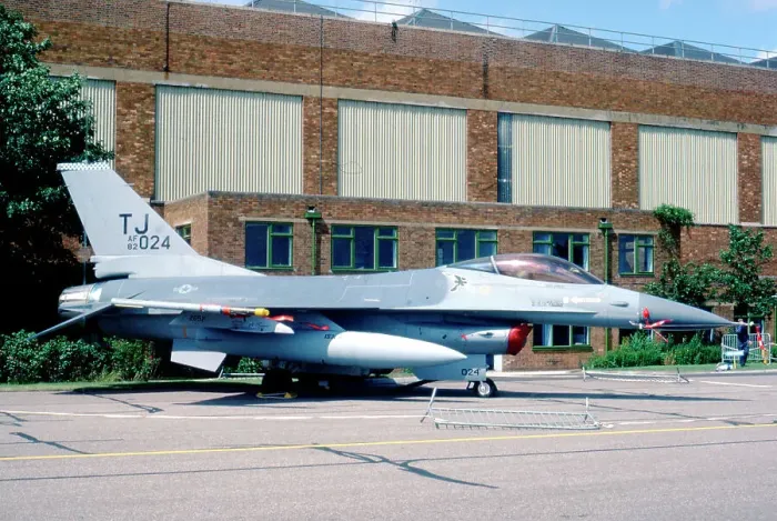 Framed Print : General Dynamics F-16A Fighting Falcon 82-1024 Framed Print : General Dynamics F-16A Fighting Falcon 82-1024