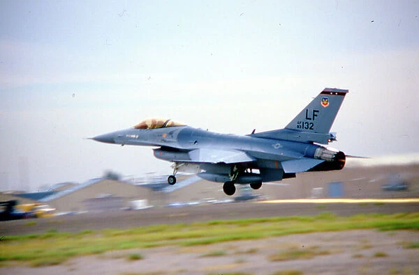General Dynamics F-16C Fighting Falcon 83-1132