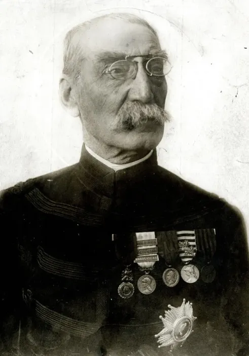 Framed Print : General Gallieni, Military Governor of Paris, WW1 Framed Print : General Gallieni, Military Governor of Paris, WW1