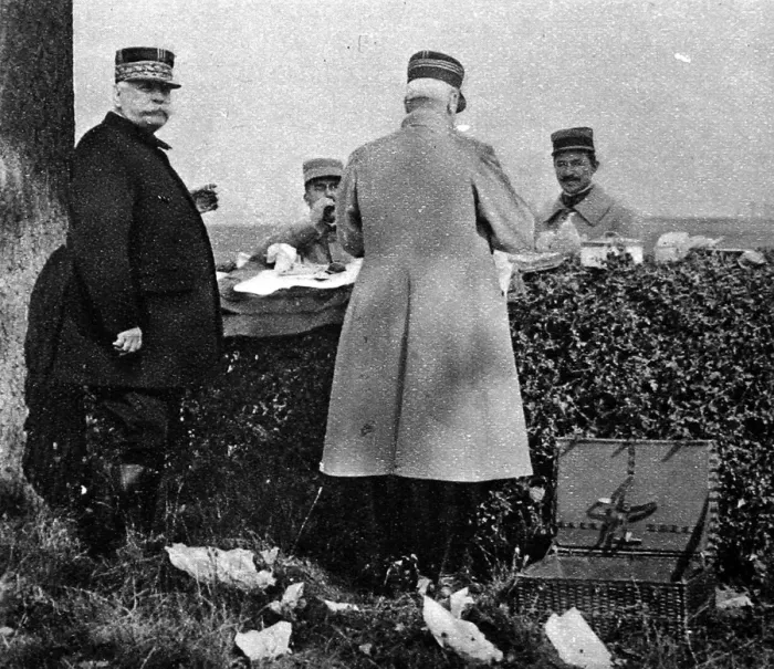 Framed Print : General Joffre at dejeuner in the field Framed Print : General Joffre at dejeuner in the field