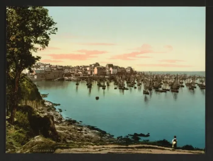 Framed Print : General view of the harbor, Douarnenez, France Framed Print : General view of the harbor, Douarnenez, France