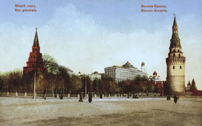 Framed Print : General view, The Kremlin, Moscow, Russia Framed Print : General view, The Kremlin, Moscow, Russia