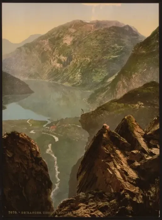 Framed Print : General view towards Merok, Geiranger Fjord, Norway Framed Print : General view towards Merok, Geiranger Fjord, Norway