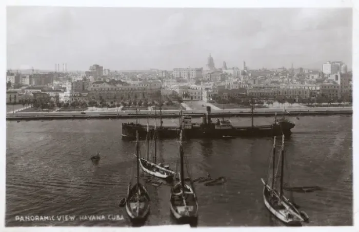 Framed Print : General view from the sea, Havana, Cuba Framed Print : General view from the sea, Havana, Cuba