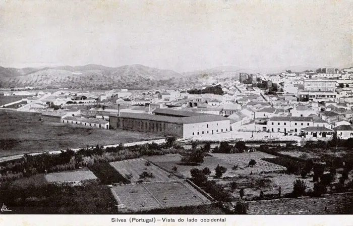 Framed Print : General view of Silves, Algarve, southern Portugal Framed Print : General view of Silves, Algarve, southern Portugal