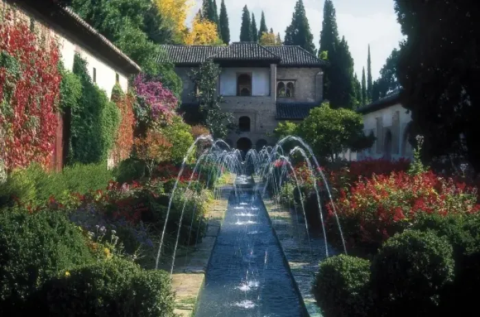 Framed Print : Generalife. SPAIN. ANDALUSIA. Granada. Alhambra Framed Print : Generalife. SPAIN. ANDALUSIA. Granada. Alhambra