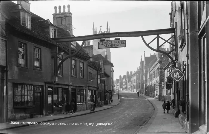 Framed Print : George Hotel and St. Martin's Street Framed Print : George Hotel and St. Martin's Street