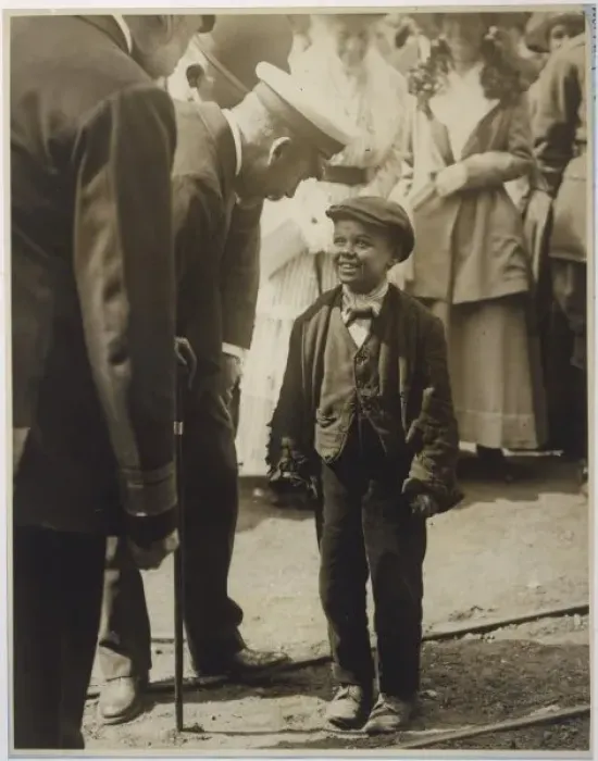 Framed Print : George V & Geordie Boy Framed Print : George V & Geordie Boy