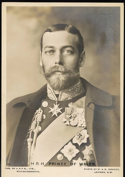 George V  /  Postcard Pow