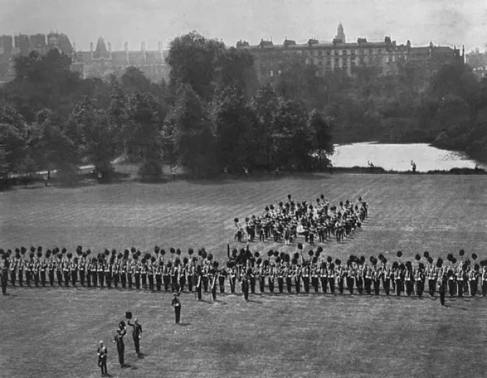 Framed Print : George V presenting colours to Irish Guards Framed Print : George V presenting colours to Irish Guards
