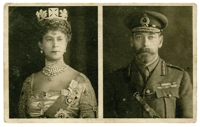 Framed Print : George V & Queen Mary Christmas Card Framed Print : George V & Queen Mary Christmas Card