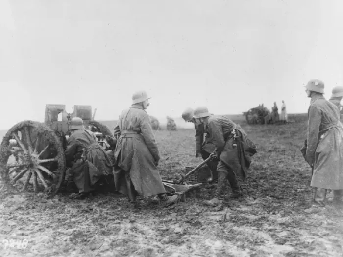 Framed Print : German artillery WWI Framed Print : German artillery WWI