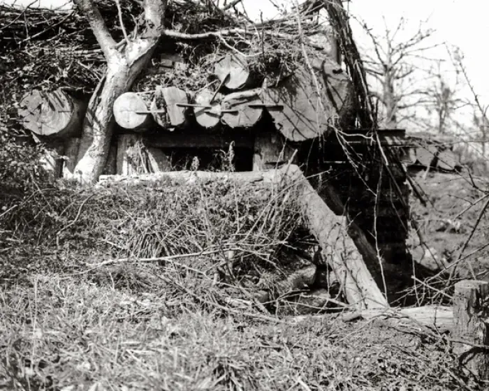 Framed Print : German gun emplacement at Combles, Western Front, WW1 Framed Print : German gun emplacement at Combles, Western Front, WW1