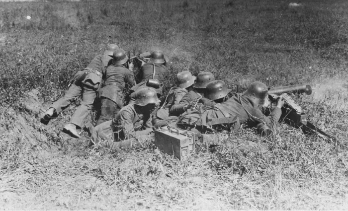 Framed Print : German machine gunners WWI Framed Print : German machine gunners WWI
